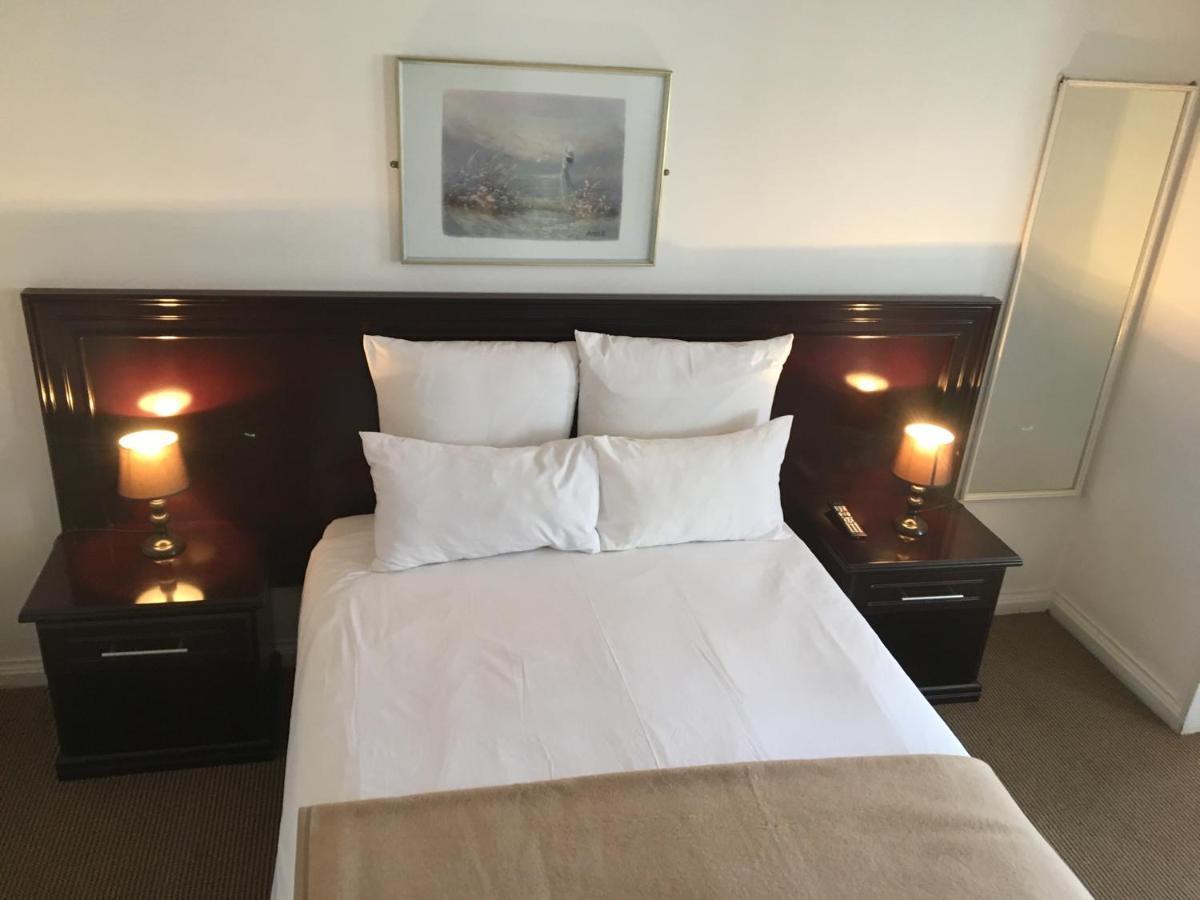 Savoy Hotel Kimberley Bagian luar foto