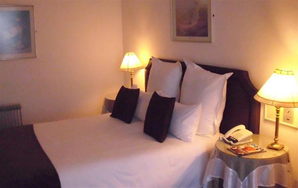 Savoy Hotel Kimberley Bagian luar foto
