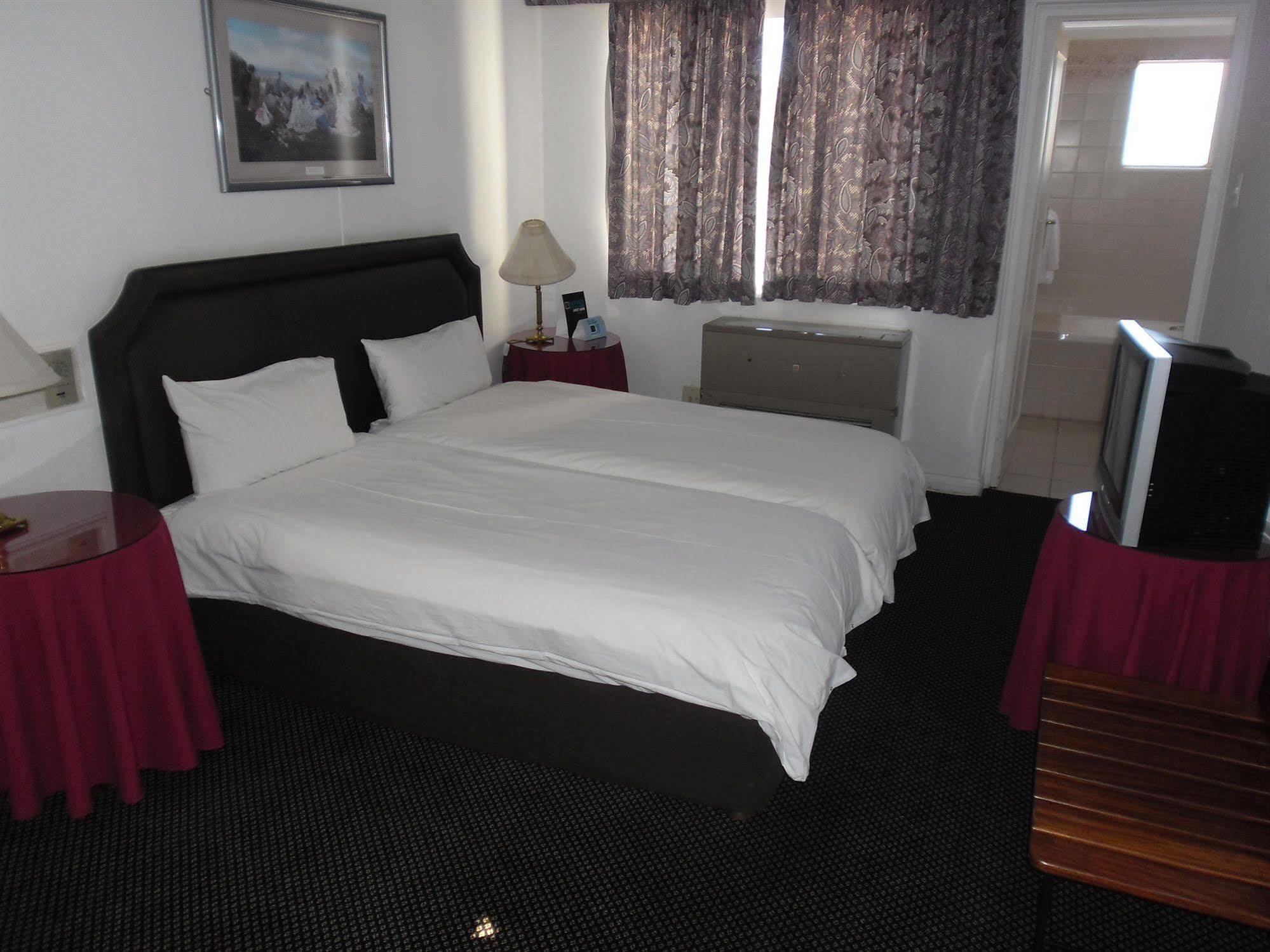 Savoy Hotel Kimberley Bagian luar foto