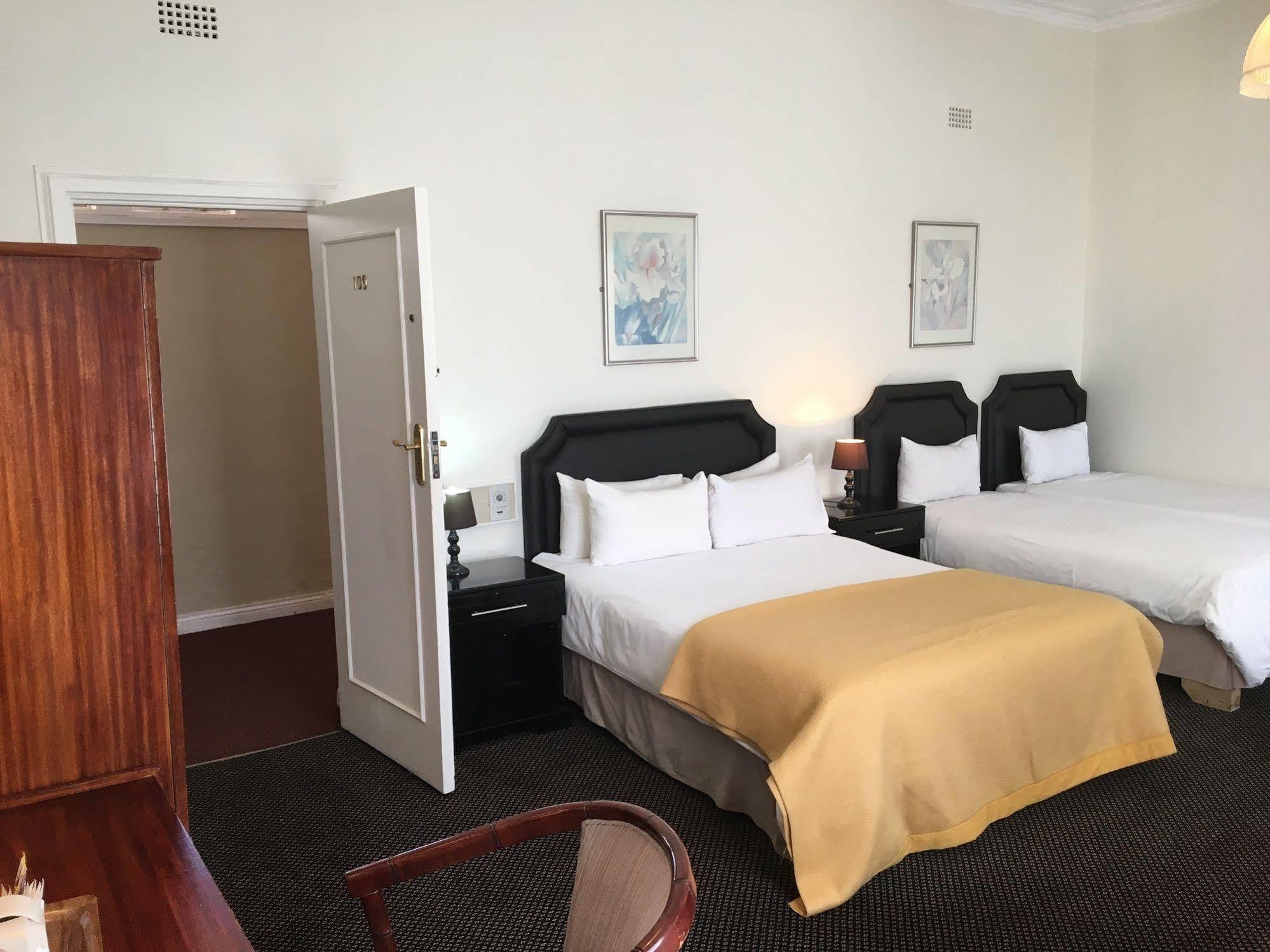 Savoy Hotel Kimberley Bagian luar foto